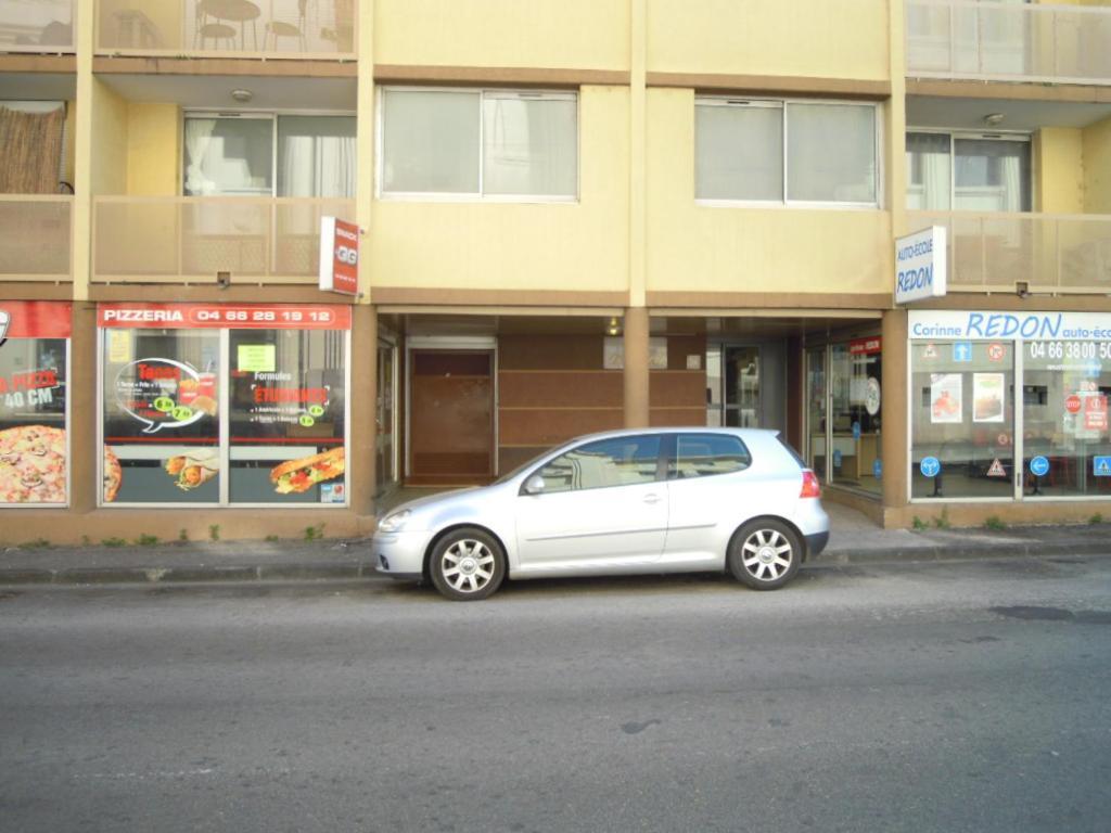 Nimes Studio Parking Dhuoda 外观 照片